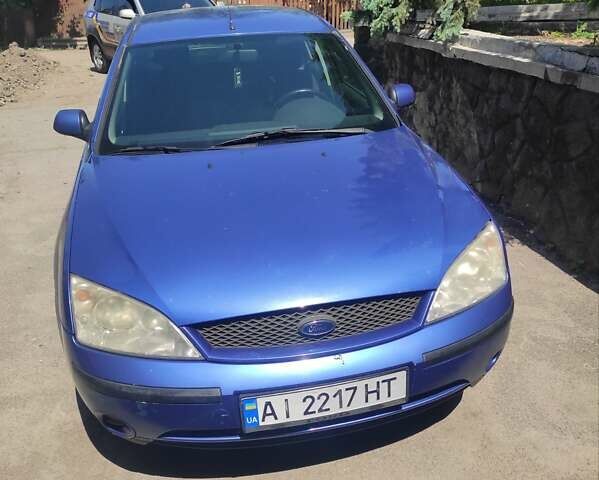 Синий Форд Мондео, объемом двигателя 2 л и пробегом 260 тыс. км за 2750 $, фото 1 на Automoto.ua
