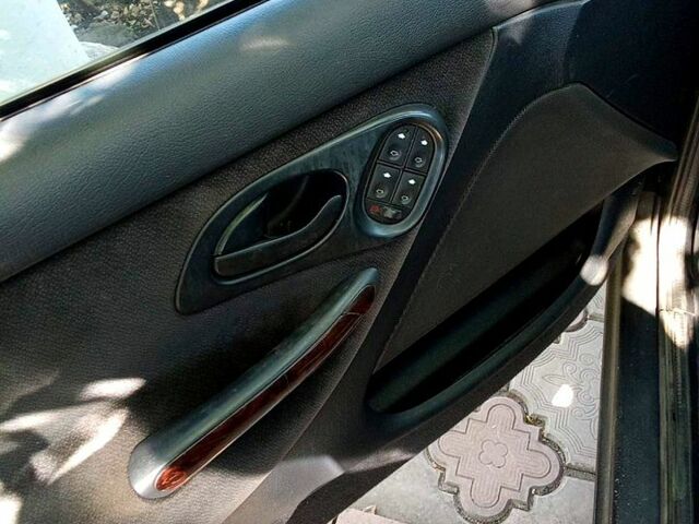 Зелений Форд Мондео, об'ємом двигуна 2 л та пробігом 353 тис. км за 1500 $, фото 1 на Automoto.ua