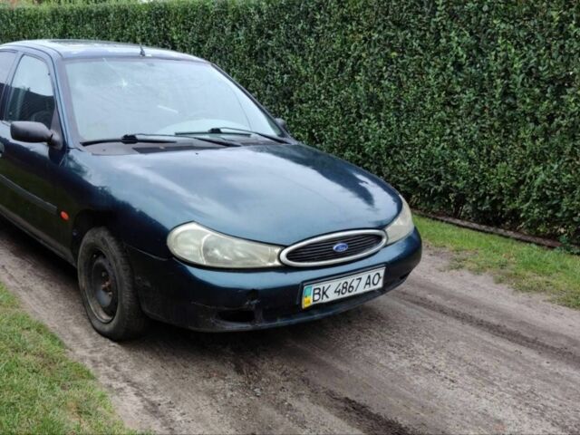 Форд Мондео 1996 в Луцке на Automoto.ua Зеленый Форд Мондео, объемом двигателя 1.8 л и пробегом 55 тыс. км за 420 $, фото 1 на Automoto.ua