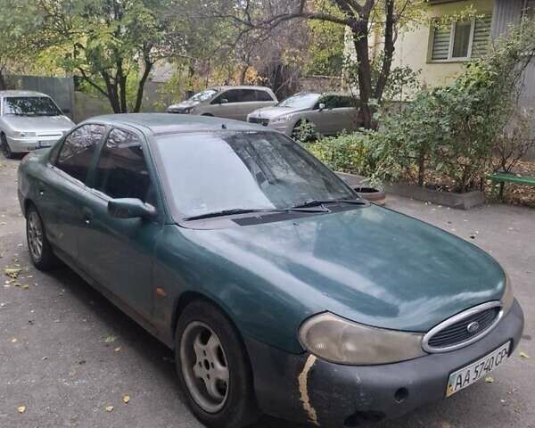 Зеленый Форд Мондео, объемом двигателя 1.8 л и пробегом 280 тыс. км за 1000 $, фото 1 на Automoto.ua