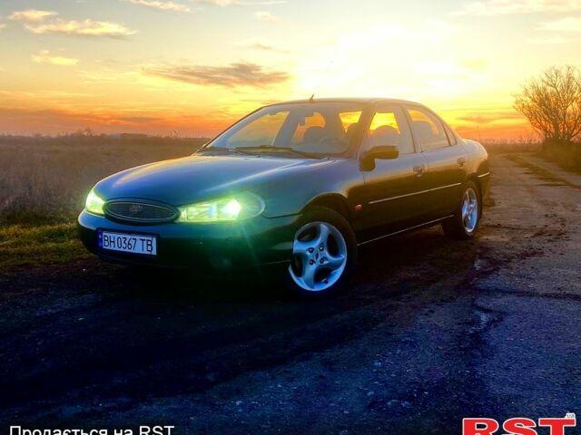 Зеленый Форд Мондео, объемом двигателя 1.8 л и пробегом 430 тыс. км за 3000 $, фото 1 на Automoto.ua