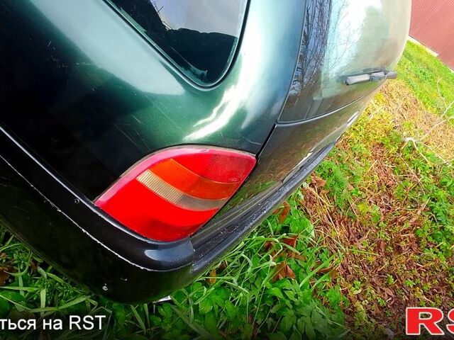 Зеленый Форд Мондео, объемом двигателя 1.6 л и пробегом 356 тыс. км за 1500 $, фото 1 на Automoto.ua