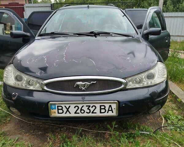 Зелений Форд Мондео, об'ємом двигуна 0 л та пробігом 300 тис. км за 1200 $, фото 1 на Automoto.ua