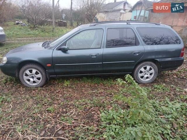 Зелений Форд Мондео, об'ємом двигуна 1.8 л та пробігом 300 тис. км за 2100 $, фото 1 на Automoto.ua