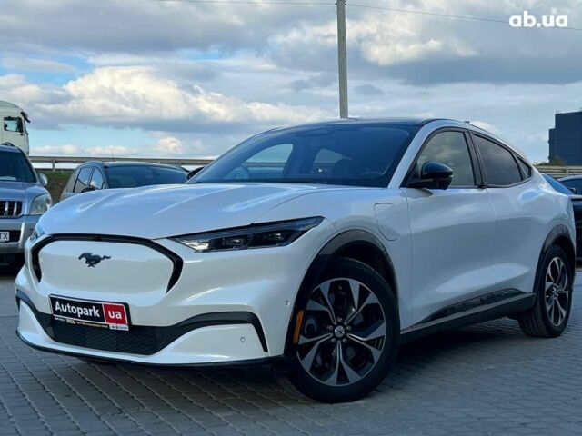 Белый Форд Mustang Mach-E, объемом двигателя 0 л и пробегом 55 тыс. км за 27590 $, фото 1 на Automoto.ua