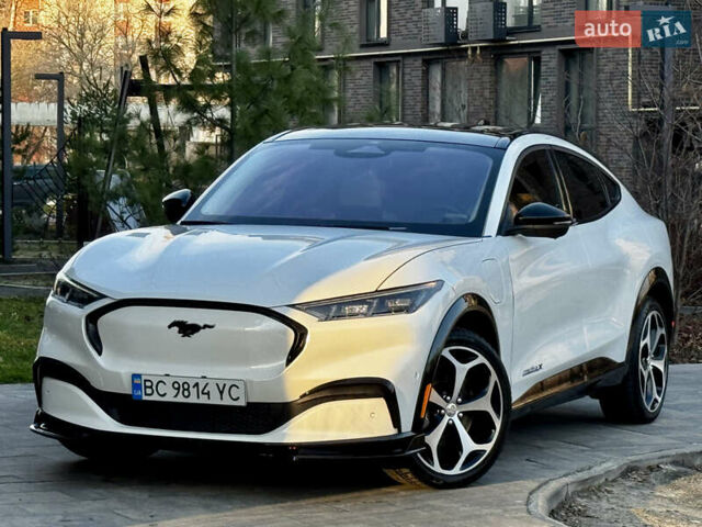 Білий Форд Mustang Mach-E, об'ємом двигуна 0 л та пробігом 42 тис. км за 25300 $, фото 1 на Automoto.ua