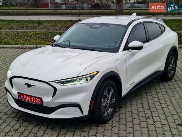 Белый Форд Mustang Mach-E, объемом двигателя 0 л и пробегом 34 тыс. км за 27000 $, фото 1 на Automoto.ua