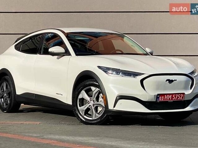 Белый Форд Mustang Mach-E, объемом двигателя 0 л и пробегом 58 тыс. км за 22950 $, фото 1 на Automoto.ua