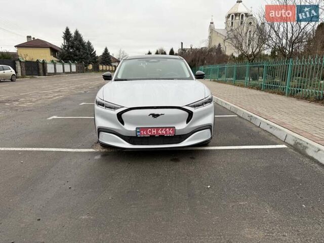 Білий Форд Mustang Mach-E, об'ємом двигуна 0 л та пробігом 6 тис. км за 28500 $, фото 1 на Automoto.ua
