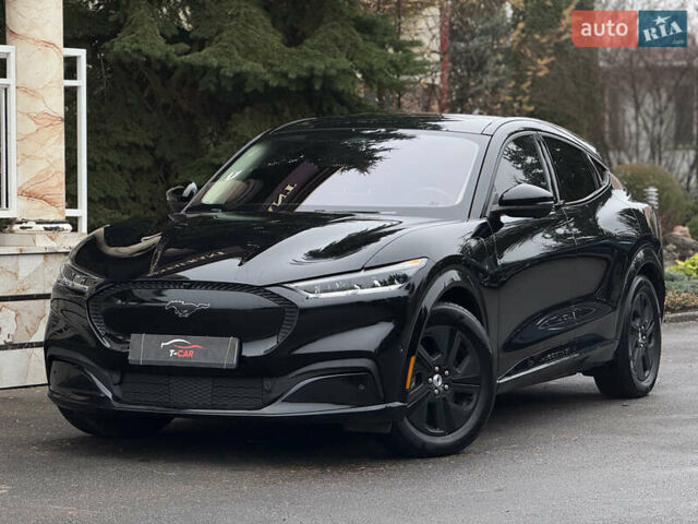 Чорний Форд Mustang Mach-E, об'ємом двигуна 0 л та пробігом 98 тис. км за 25900 $, фото 1 на Automoto.ua
