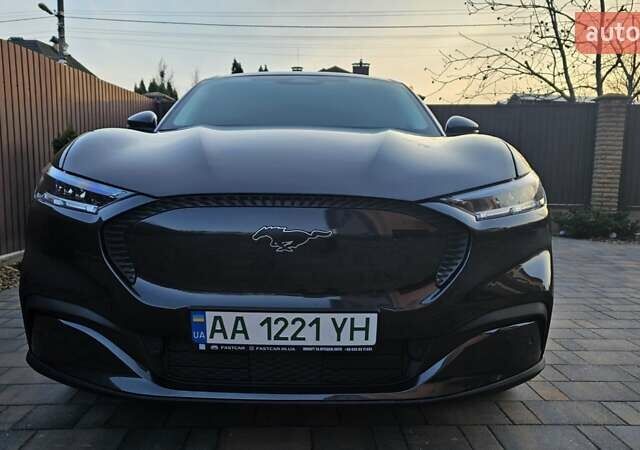 Черный Форд Mustang Mach-E, объемом двигателя 0 л и пробегом 34 тыс. км за 21000 $, фото 1 на Automoto.ua