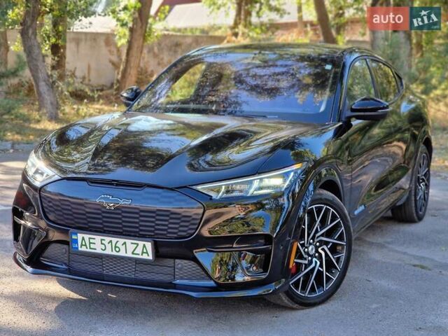 Черный Форд Mustang Mach-E, объемом двигателя 0 л и пробегом 8 тыс. км за 45000 $, фото 1 на Automoto.ua