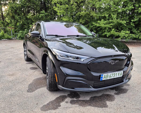 Черный Форд Mustang Mach-E, объемом двигателя 0 л и пробегом 36 тыс. км за 28900 $, фото 1 на Automoto.ua