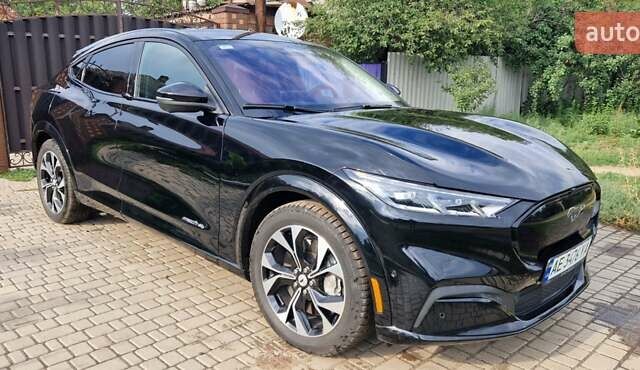 Черный Форд Mustang Mach-E, объемом двигателя 0 л и пробегом 13 тыс. км за 26500 $, фото 1 на Automoto.ua