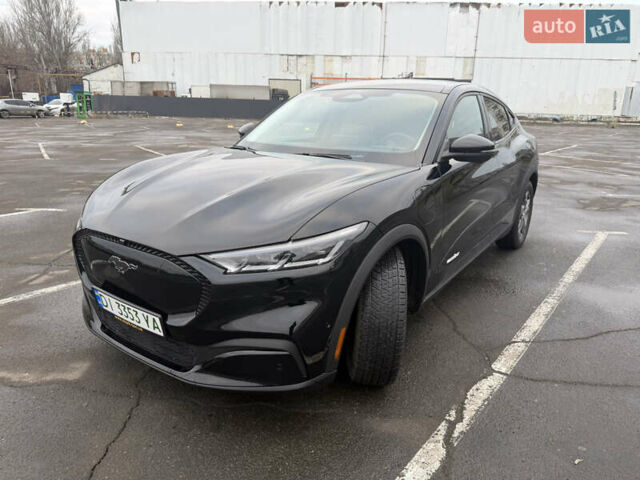 Чорний Форд Mustang Mach-E, об'ємом двигуна 0 л та пробігом 69 тис. км за 27700 $, фото 1 на Automoto.ua