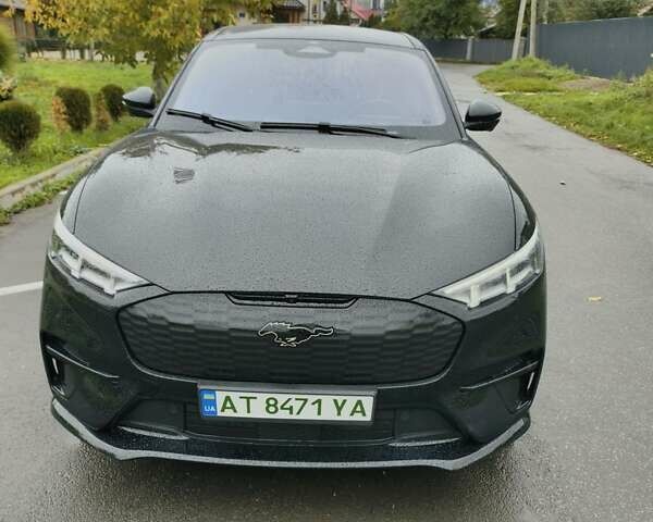 Чорний Форд Mustang Mach-E, об'ємом двигуна 0 л та пробігом 42 тис. км за 32000 $, фото 1 на Automoto.ua