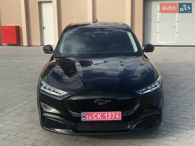 Чорний Форд Mustang Mach-E, об'ємом двигуна 0 л та пробігом 14 тис. км за 24000 $, фото 1 на Automoto.ua