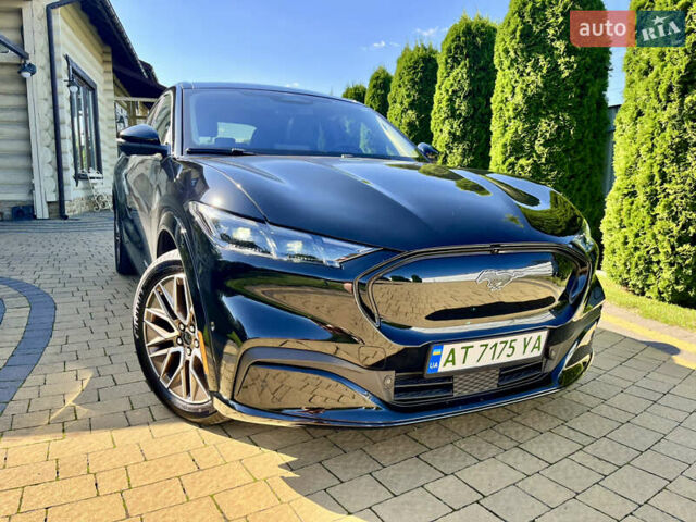 Черный Форд Mustang Mach-E, объемом двигателя 0 л и пробегом 24 тыс. км за 29900 $, фото 1 на Automoto.ua