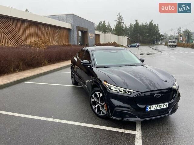 Черный Форд Mustang Mach-E, объемом двигателя 0 л и пробегом 22 тыс. км за 26999 $, фото 1 на Automoto.ua