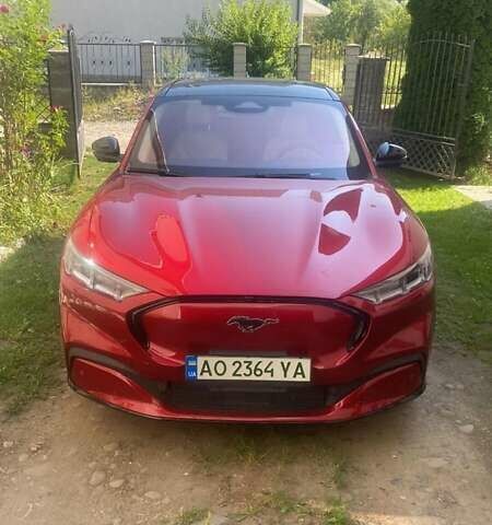 Красный Форд Mustang Mach-E, объемом двигателя 0 л и пробегом 77 тыс. км за 29950 $, фото 1 на Automoto.ua