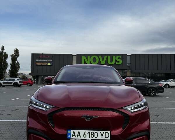 Форд Mustang Mach-E 2021 у Києві на Automoto.ua Червоний Форд Mustang Mach-E, об'ємом двигуна 0 л та пробігом 73 тис. км за 25500 $, фото 1 на Automoto.ua