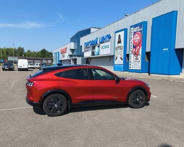 Красный Форд Mustang Mach-E, объемом двигателя 0 л и пробегом 59 тыс. км за 27000 $, фото 1 на Automoto.ua