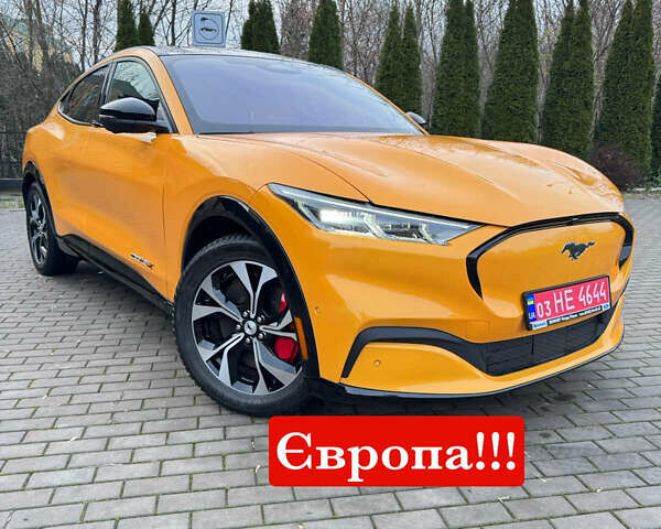 Жовтий Форд Mustang Mach-E, об'ємом двигуна 0 л та пробігом 27 тис. км за 33500 $, фото 1 на Automoto.ua