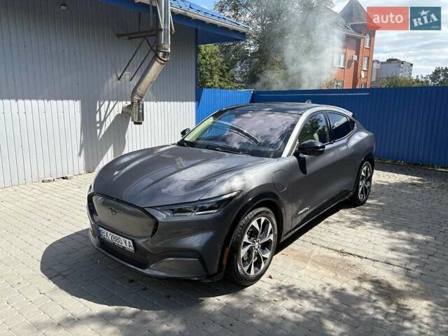 Серый Форд Mustang Mach-E, объемом двигателя 0 л и пробегом 28 тыс. км за 26500 $, фото 1 на Automoto.ua