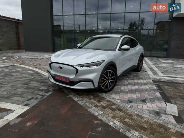 Серый Форд Mustang Mach-E, объемом двигателя 0 л и пробегом 76 тыс. км за 20999 $, фото 1 на Automoto.ua