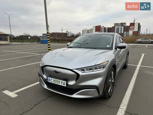 Серый Форд Mustang Mach-E, объемом двигателя 0 л и пробегом 48 тыс. км за 21800 $, фото 1 на Automoto.ua