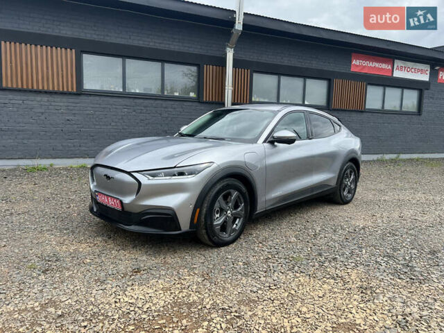Форд Mustang Mach-E 2021 в Луцке на Automoto.ua Серый Форд Mustang Mach-E, объемом двигателя 0 л и пробегом 36 тыс. км за 22200 $, фото 1 на Automoto.ua