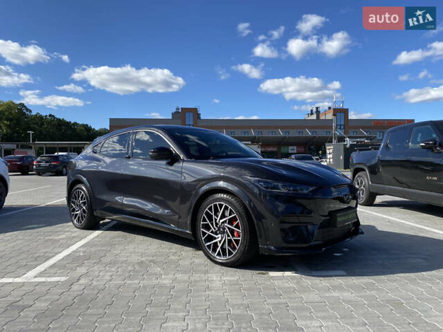 Серый Форд Mustang Mach-E, объемом двигателя 0 л и пробегом 35 тыс. км за 33900 $, фото 1 на Automoto.ua