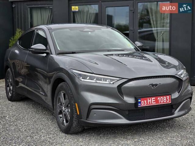 Серый Форд Mustang Mach-E, объемом двигателя 0 л и пробегом 77 тыс. км за 19999 $, фото 1 на Automoto.ua