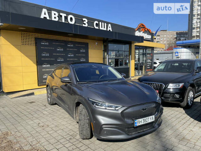 Серый Форд Mustang Mach-E, объемом двигателя 0 л и пробегом 83 тыс. км за 40000 $, фото 1 на Automoto.ua