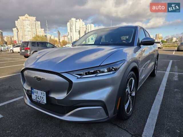 Сірий Форд Mustang Mach-E, об'ємом двигуна 0 л та пробігом 43 тис. км за 25000 $, фото 1 на Automoto.ua