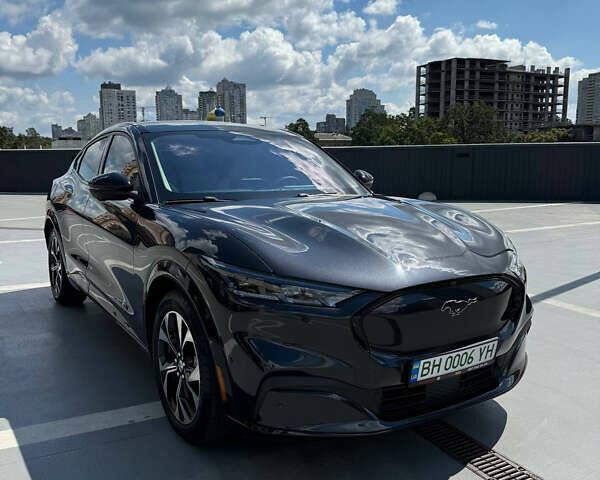 Серый Форд Mustang Mach-E, объемом двигателя 0 л и пробегом 42 тыс. км за 26500 $, фото 1 на Automoto.ua