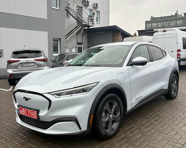 Серый Форд Mustang Mach-E, объемом двигателя 0 л и пробегом 110 тыс. км за 22900 $, фото 1 на Automoto.ua