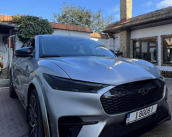 Серый Форд Mustang Mach-E, объемом двигателя 0 л и пробегом 45 тыс. км за 37800 $, фото 1 на Automoto.ua