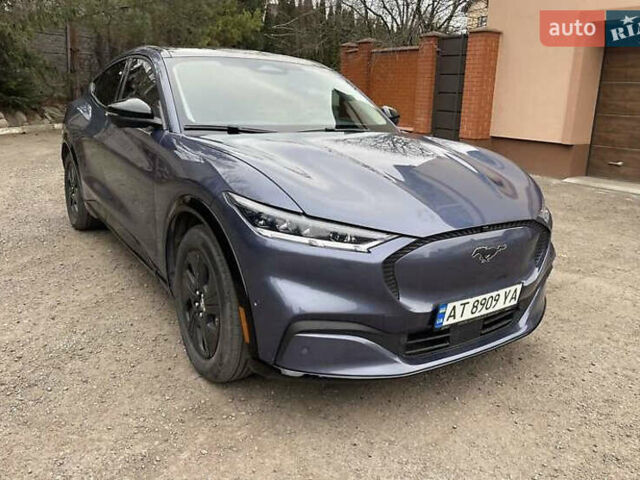 Серый Форд Mustang Mach-E, объемом двигателя 0 л и пробегом 79 тыс. км за 12900 $, фото 1 на Automoto.ua