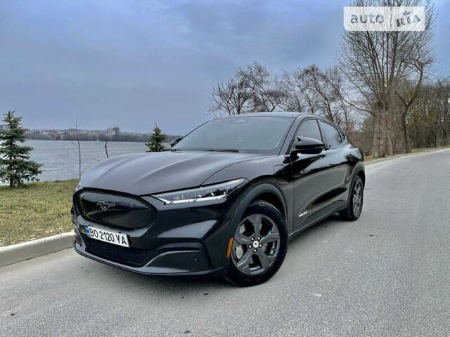 Сірий Форд Mustang Mach-E, об'ємом двигуна 0 л та пробігом 17 тис. км за 30999 $, фото 1 на Automoto.ua