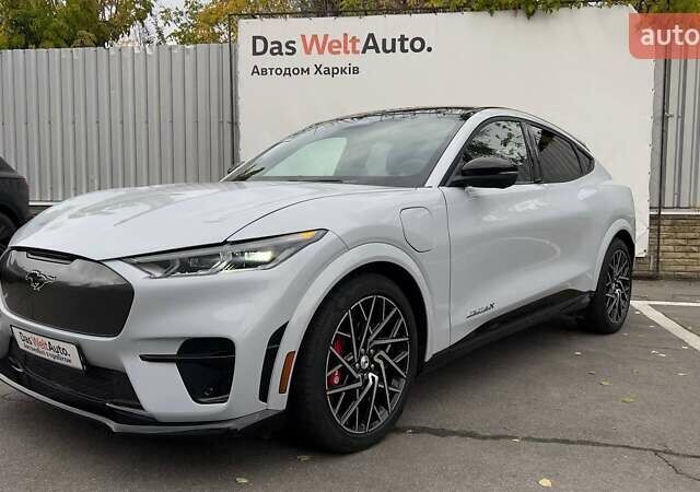 Серый Форд Mustang Mach-E, объемом двигателя 0 л и пробегом 14 тыс. км за 34500 $, фото 1 на Automoto.ua