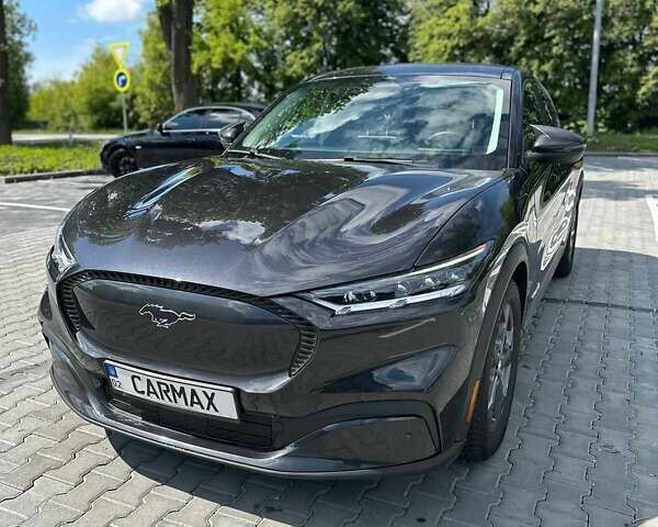 Серый Форд Mustang Mach-E, объемом двигателя 0 л и пробегом 49 тыс. км за 26500 $, фото 1 на Automoto.ua