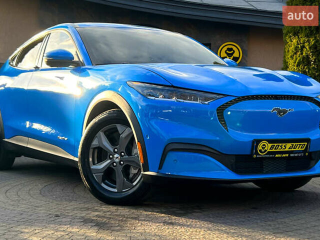 Синий Форд Mustang Mach-E, объемом двигателя 0 л и пробегом 32 тыс. км за 27950 $, фото 1 на Automoto.ua