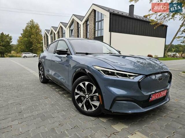 Синій Форд Mustang Mach-E, об'ємом двигуна 0 л та пробігом 93 тис. км за 26800 $, фото 1 на Automoto.ua