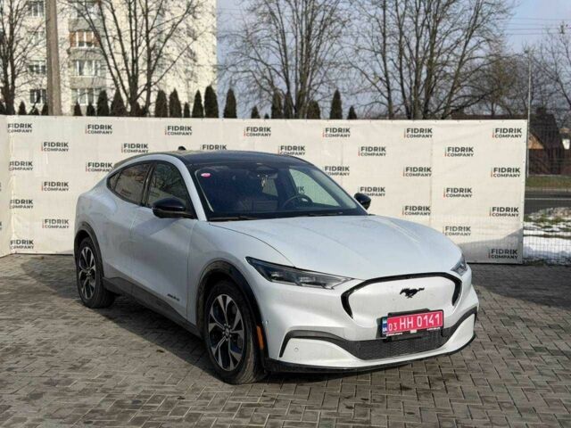 Белый Форд Мустанг, объемом двигателя 0 л и пробегом 59 тыс. км за 15900 $, фото 1 на Automoto.ua