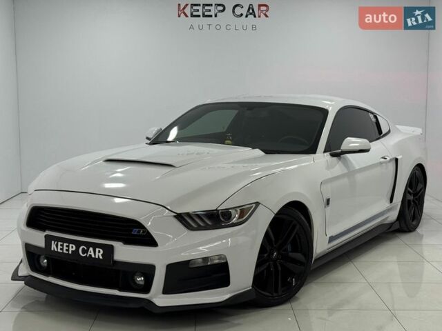 Белый Форд Мустанг, объемом двигателя 2.26 л и пробегом 84 тыс. км за 19000 $, фото 1 на Automoto.ua