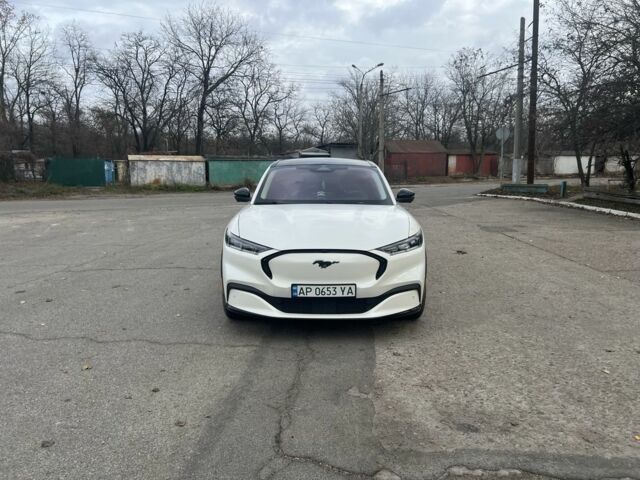 Белый Форд Мустанг, объемом двигателя 0 л и пробегом 31 тыс. км за 33000 $, фото 1 на Automoto.ua