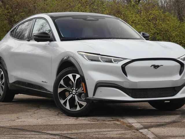 Белый Форд Мустанг, объемом двигателя 0 л и пробегом 12 тыс. км за 15800 $, фото 1 на Automoto.ua