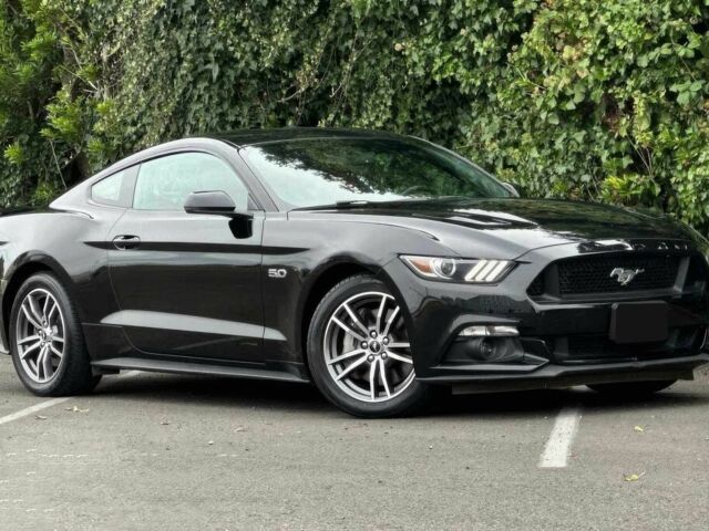 Черный Форд Мустанг, объемом двигателя 5 л и пробегом 70 тыс. км за 8500 $, фото 1 на Automoto.ua