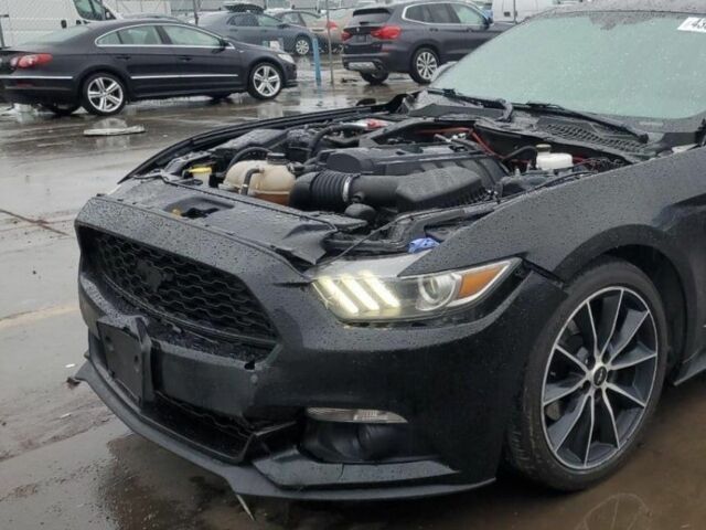 Черный Форд Мустанг, объемом двигателя 2.3 л и пробегом 160 тыс. км за 11700 $, фото 1 на Automoto.ua